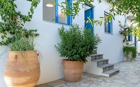 Blue Moon Apartments